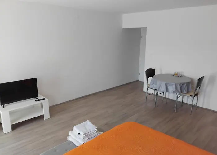 Benjamin アパート *