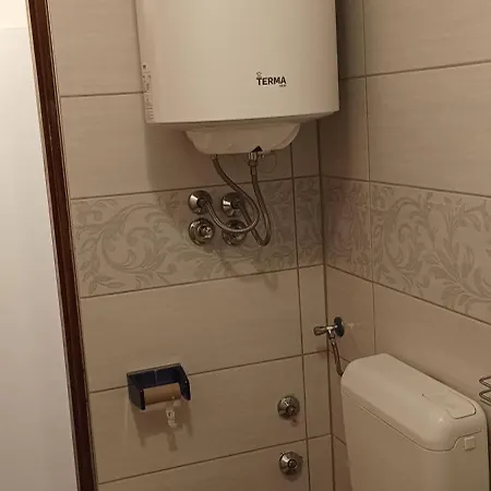 Benjamin Apartman *